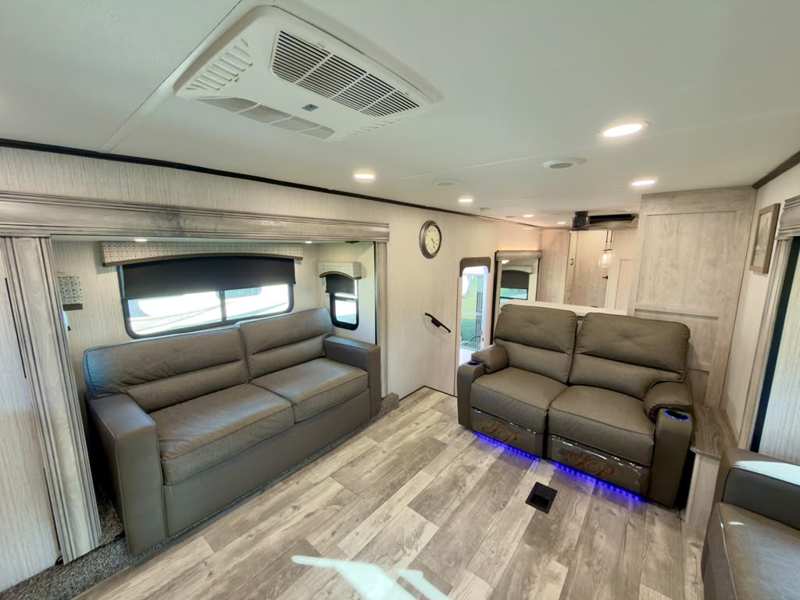 2022 Forest River Sandpiper 378FB foto 15