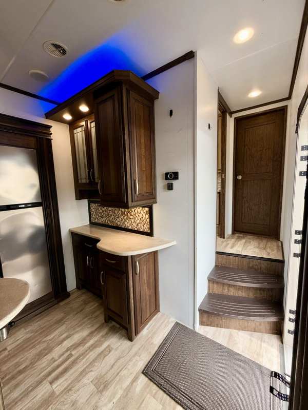 2016 Grand Design Solitude foto 12
