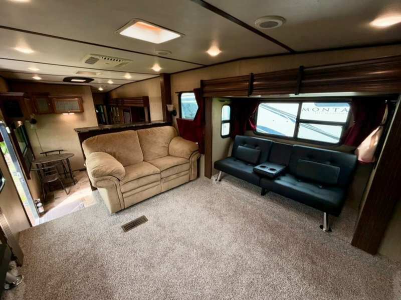 2017 Keystone Sprinter 334FWFLS foto 8