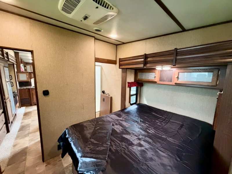 2017 Keystone Sprinter 334FWFLS foto 20